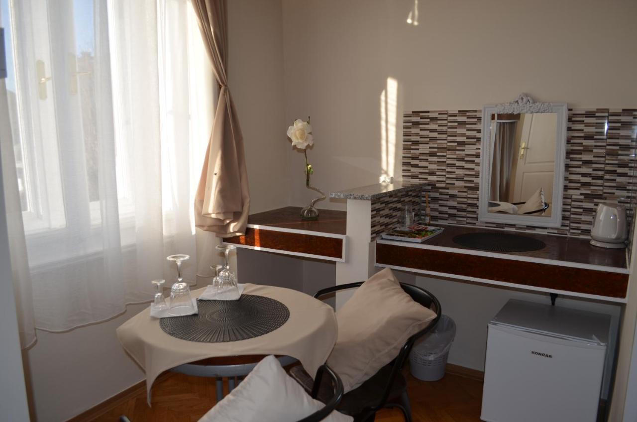 Rooms & Apartments Infinity Риека Экстерьер фото