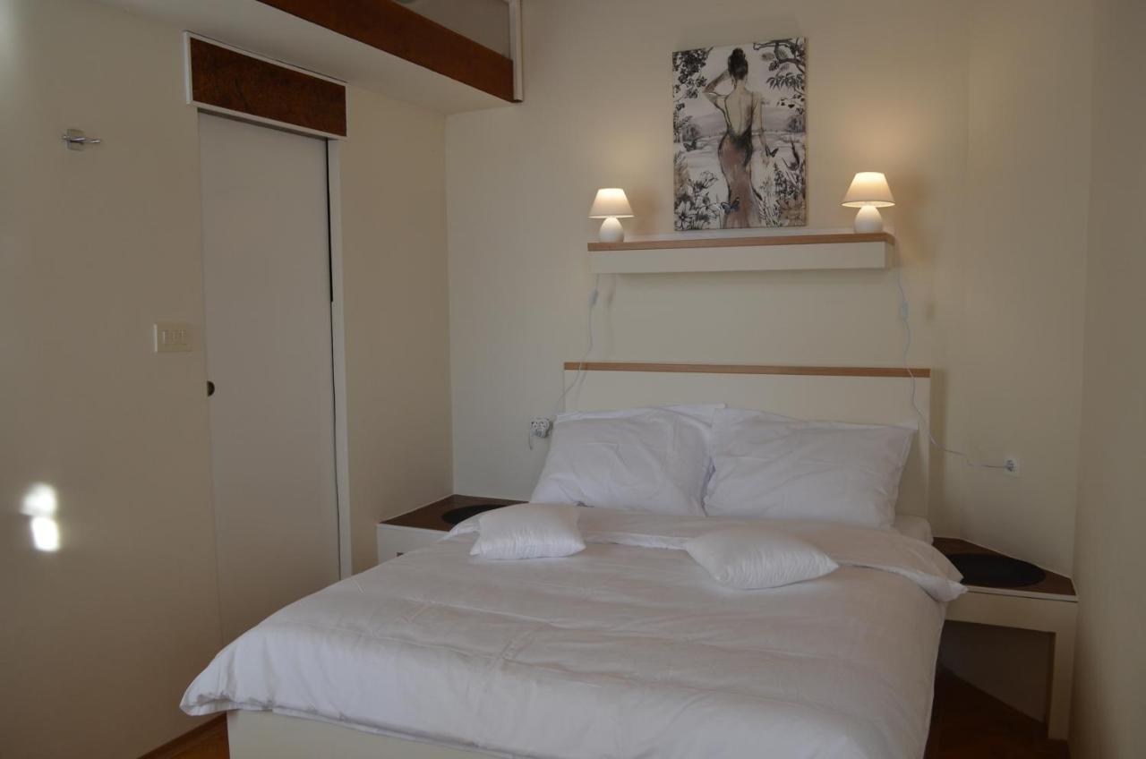 Rooms & Apartments Infinity Риека Экстерьер фото