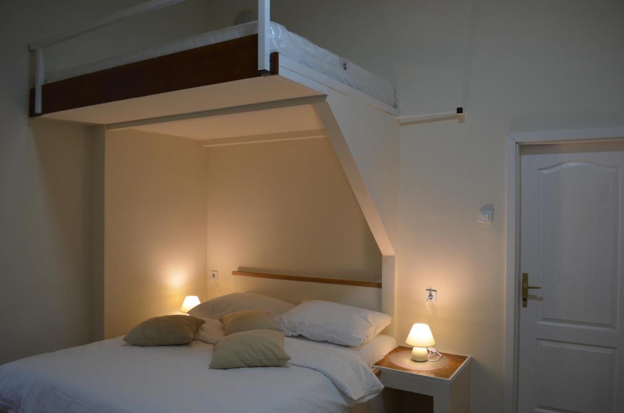 Rooms & Apartments Infinity Риека Экстерьер фото